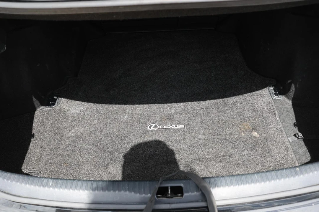 2014 Lexus IS 3rd Gen - Image 26 of 31