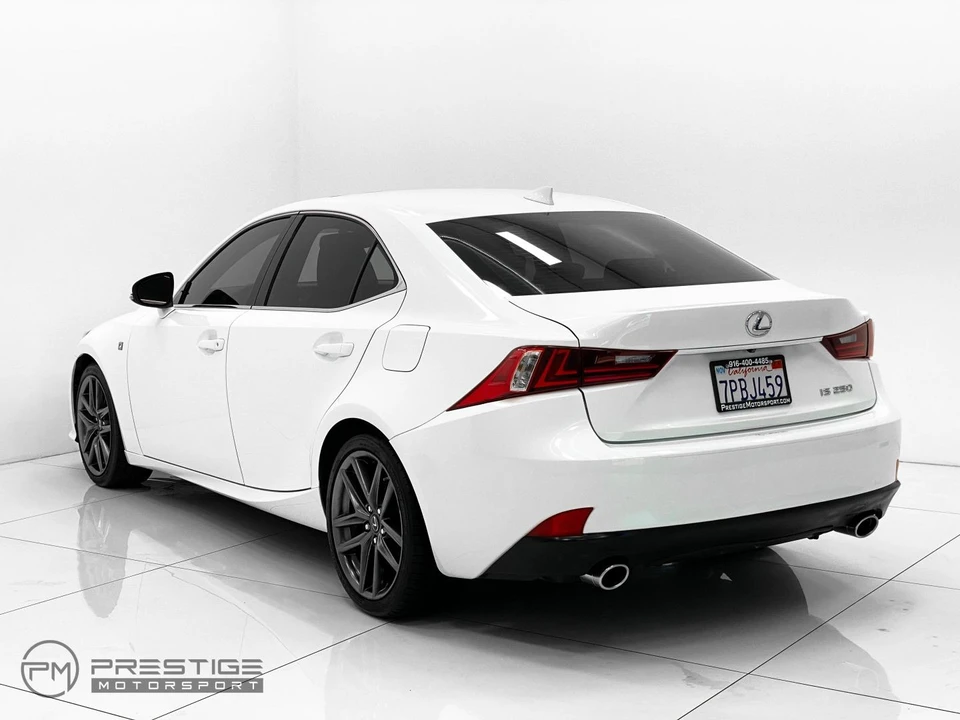 2014 Lexus IS 3rd Gen - Image 8 of 31