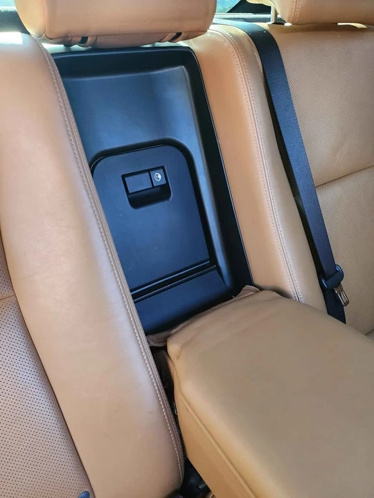 2014 Lexus LS 4th Gen - Image 3 of 6
