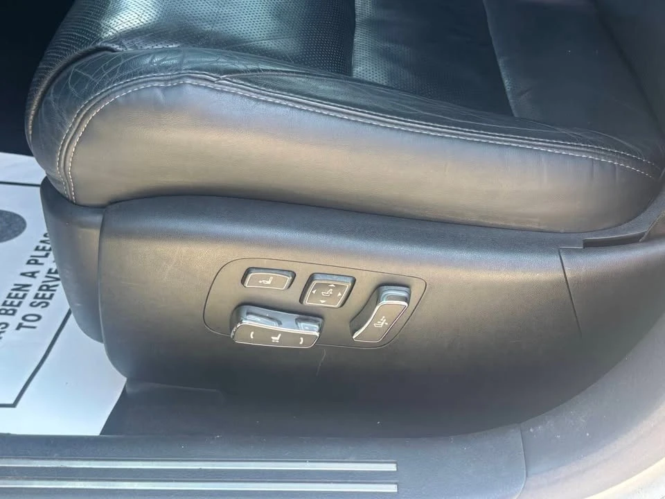 2014 Lexus LS 4th Gen - Image 15 of 20