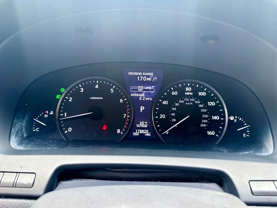 2014 Lexus LS 4th Gen - Image 10 of 10