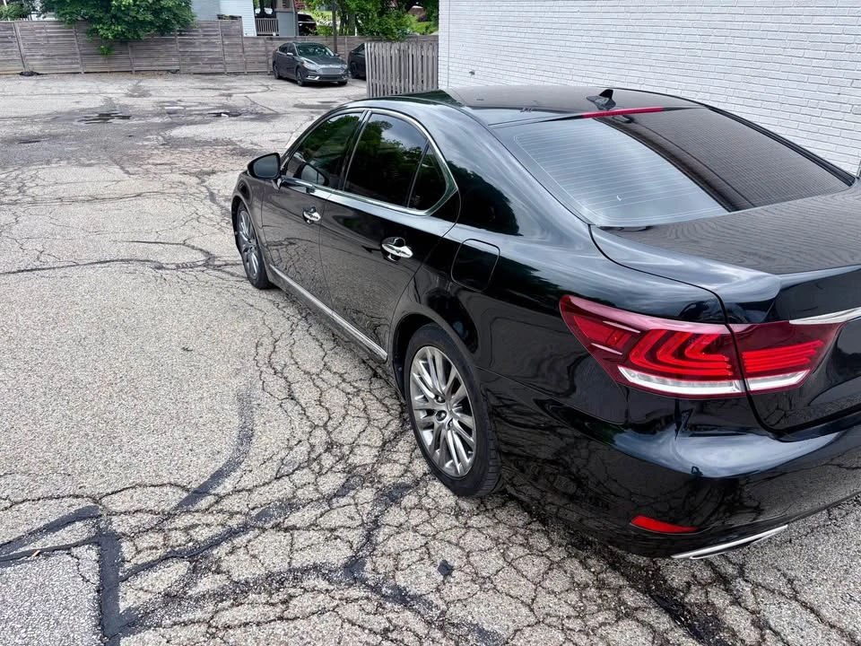 2014 Lexus LS 4th Gen - Image 4 of 10