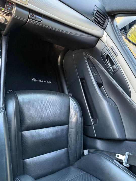 2014 Lexus LS 4th Gen - Image 12 of 20
