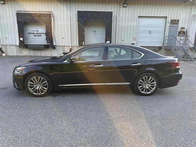 2014 Lexus LS 4th Gen - Image 4 of 20