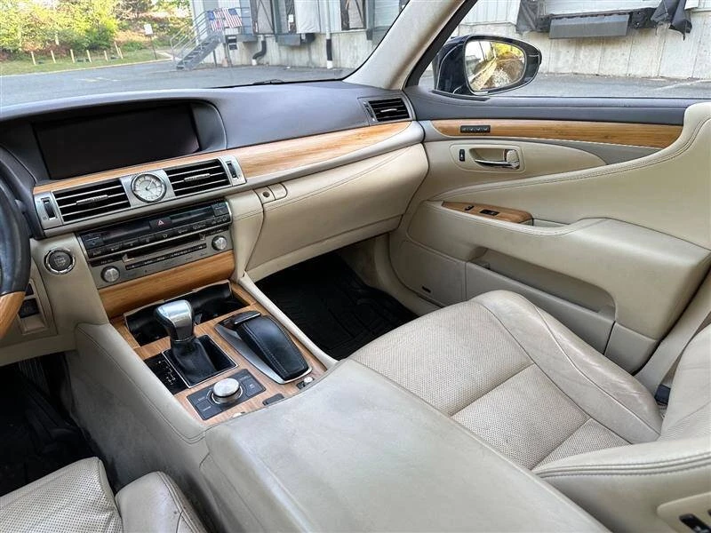 2014 Lexus LS 4th Gen - Image 20 of 20