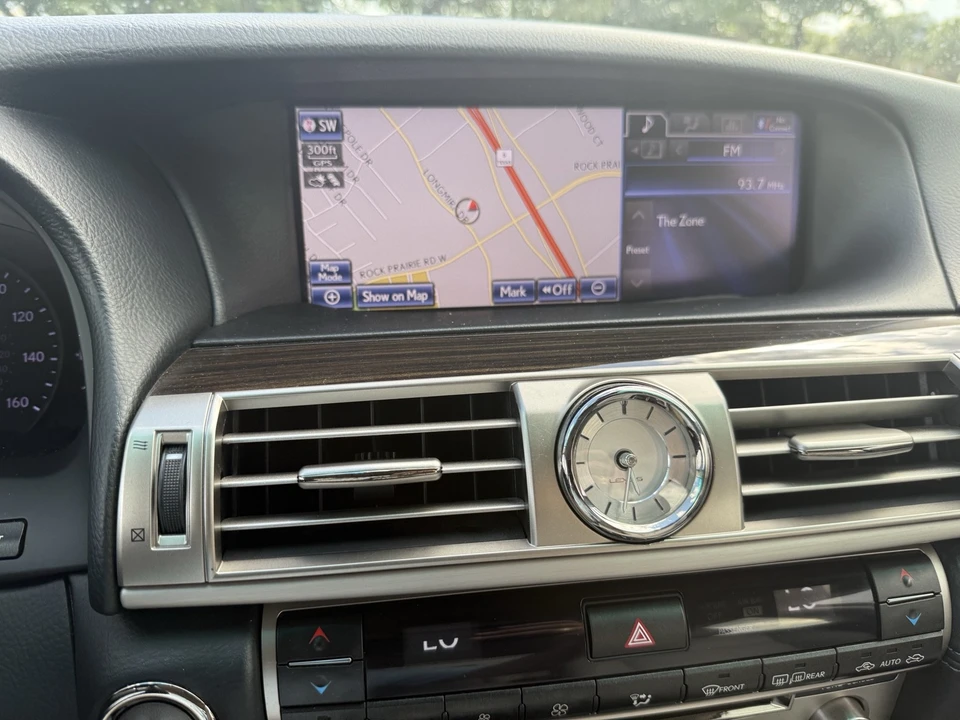 2014 Lexus LS 4th Gen - Image 12 of 23