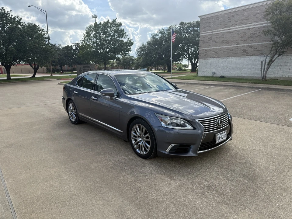 2014 Lexus LS 4th Gen - Image 3 of 23