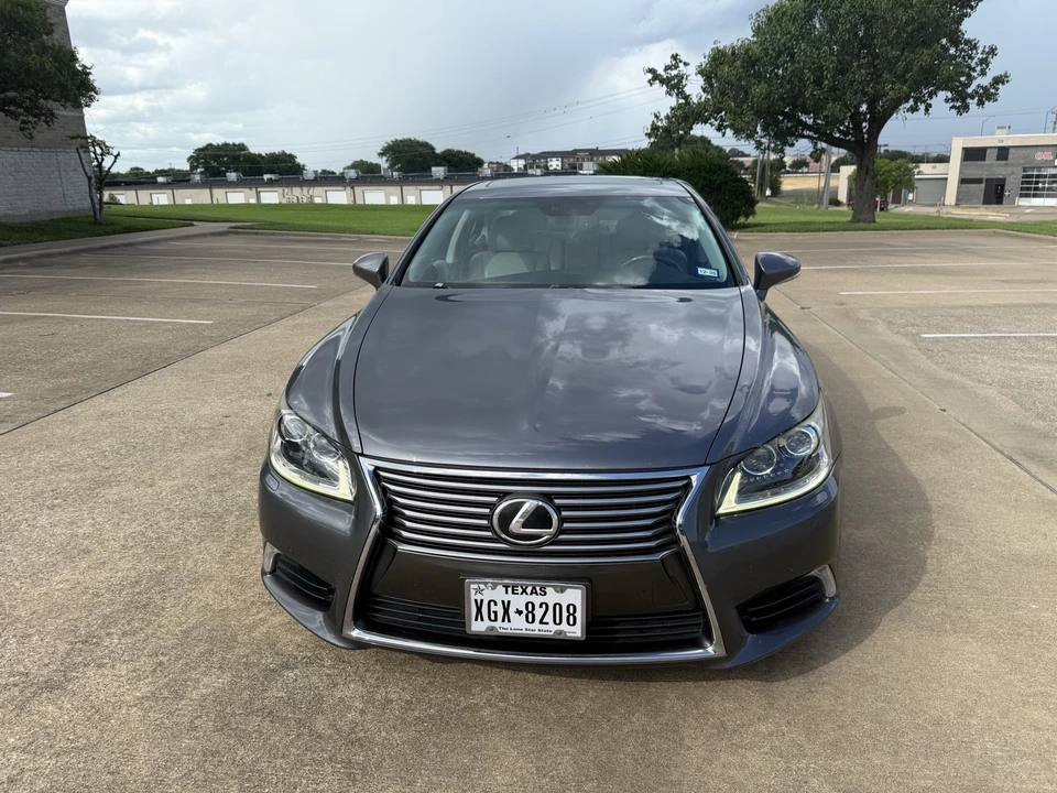 2014 Lexus LS 4th Gen - Image 9 of 23