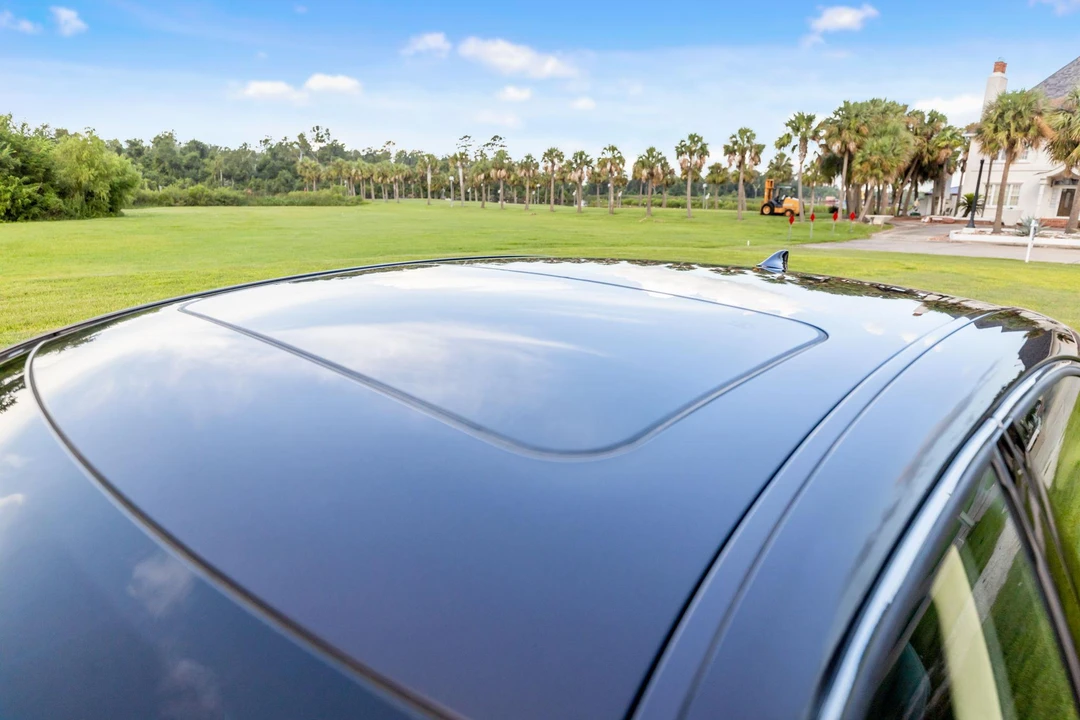 2014 Lexus LS 4th Gen - Image 22 of 31