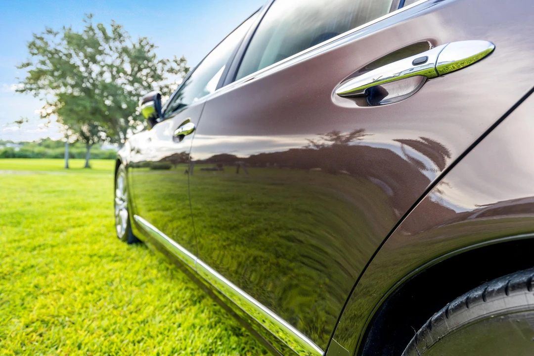 2014 Lexus LS 4th Gen - Image 23 of 31