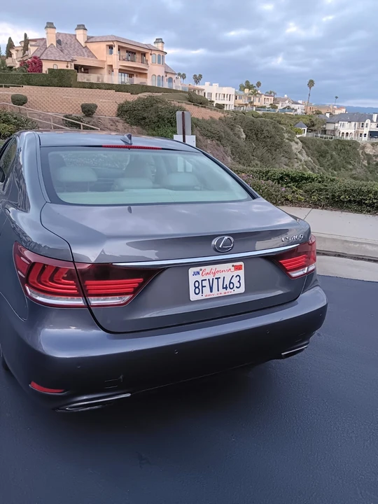 2014 Lexus LS 4th Gen - Image 7 of 7