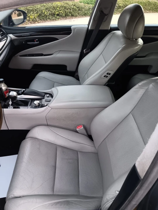 2014 Lexus LS 4th Gen - Image 5 of 7