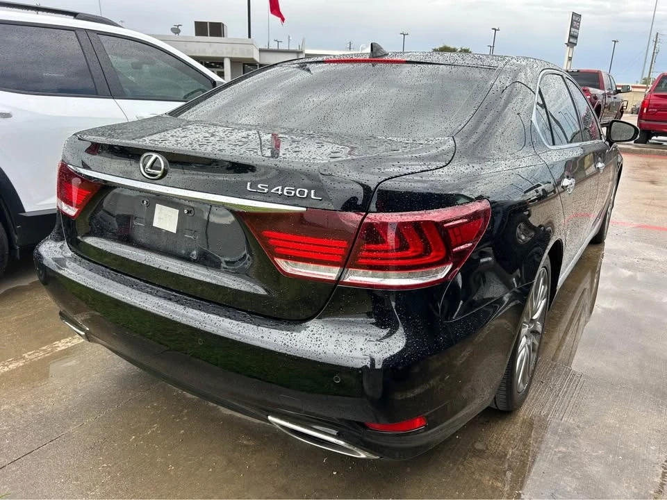 2014 Lexus LS 4th Gen - Image 4 of 9
