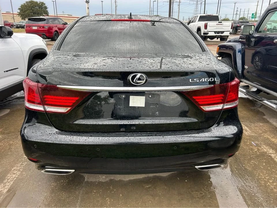 2014 Lexus LS 4th Gen - Image 5 of 9