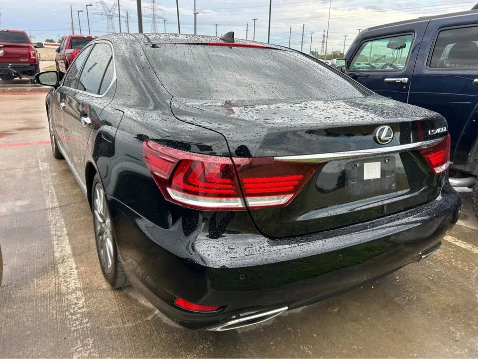 2014 Lexus LS 4th Gen - Image 6 of 9