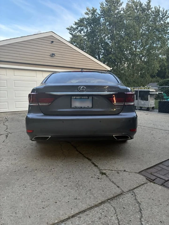 2014 Lexus LS 4th Gen - Image 4 of 12