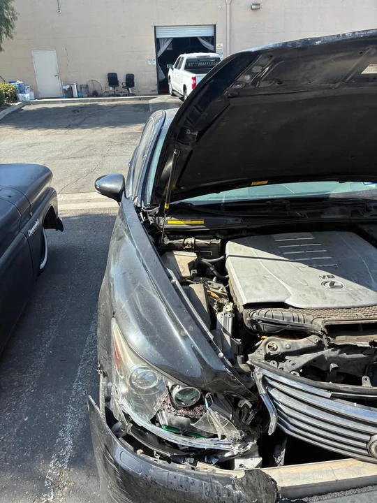 2014 Lexus LS 4th Gen - Image 10 of 15