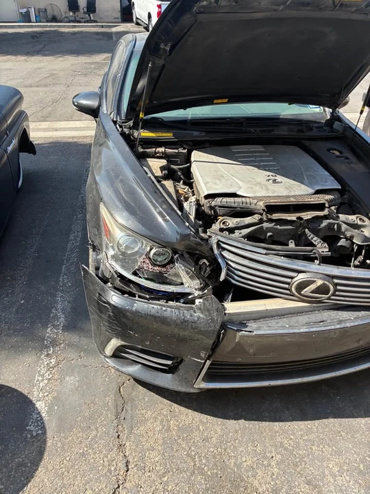 2014 Lexus LS 4th Gen - Image 12 of 15