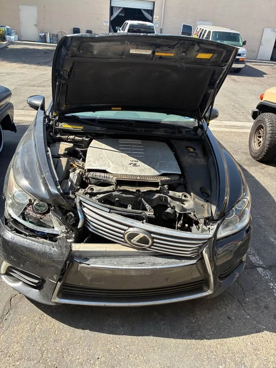 2014 Lexus LS 4th Gen - Image 15 of 15