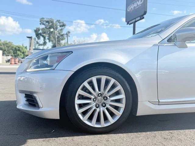 2014 Lexus LS 4th Gen - Image 12 of 20