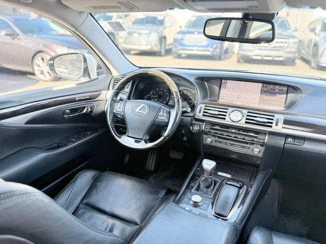 2014 Lexus LS 4th Gen - Image 16 of 20