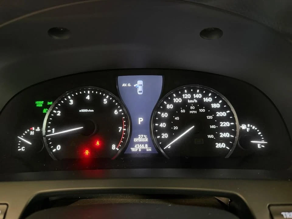 2014 Lexus LS 4th Gen - Image 18 of 20