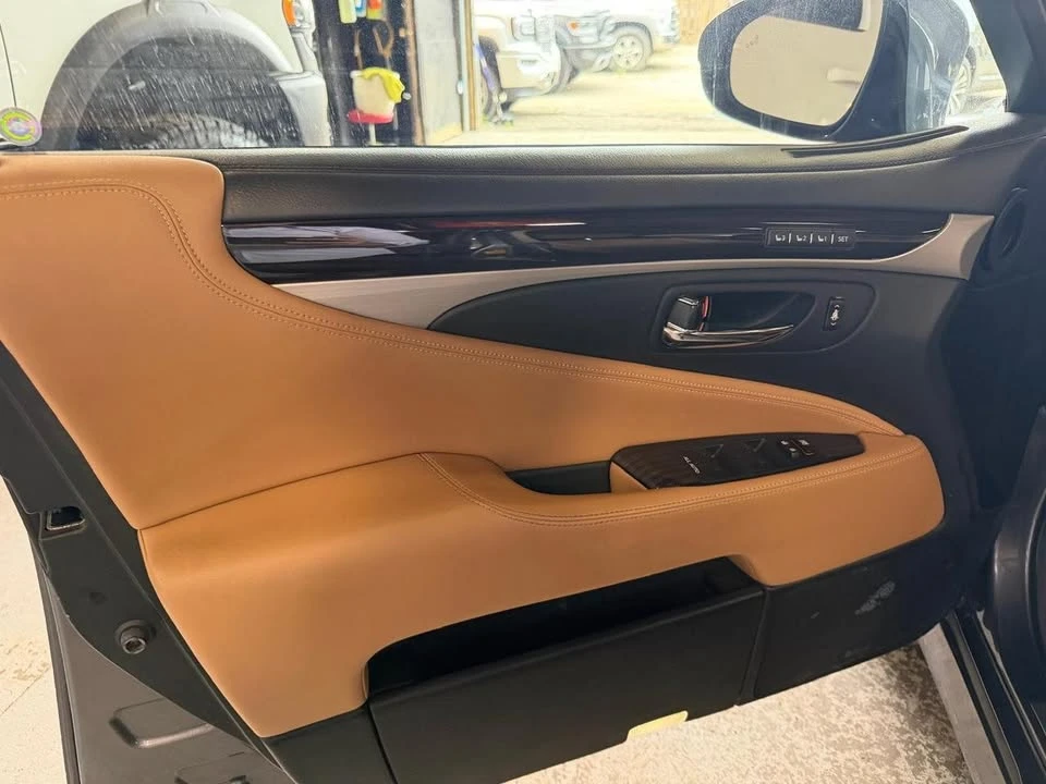 2014 Lexus LS 4th Gen - Image 20 of 20