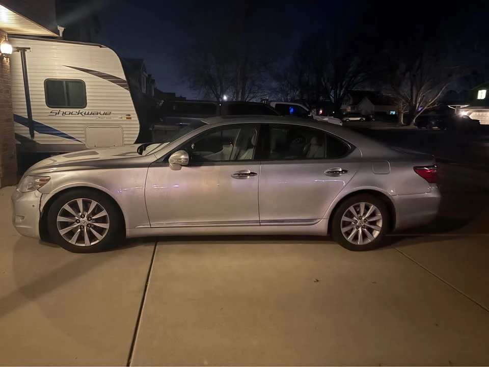 2014 Lexus LS 4th Gen - Image 8 of 8