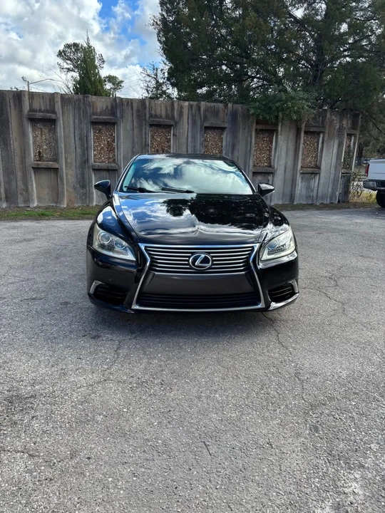 2014 Lexus LS 4th Gen - Image 3 of 16