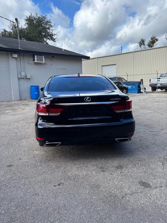 2014 Lexus LS 4th Gen - Image 5 of 16