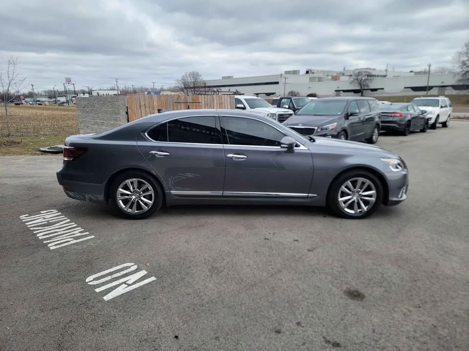 2014 Lexus LS 4th Gen - Image 6 of 15