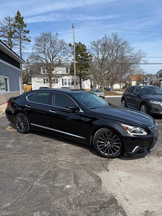 2014 Lexus LS 4th Gen - Image 6 of 20