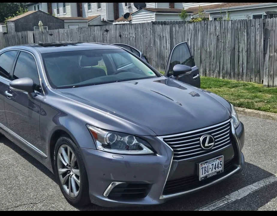 2014 Lexus LS 4th Gen - Image 2 of 8
