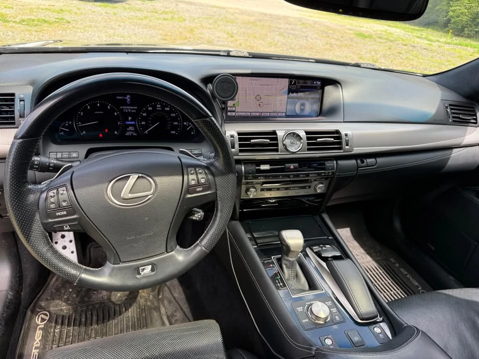 2014 Lexus LS 4th Gen - Image 7 of 12