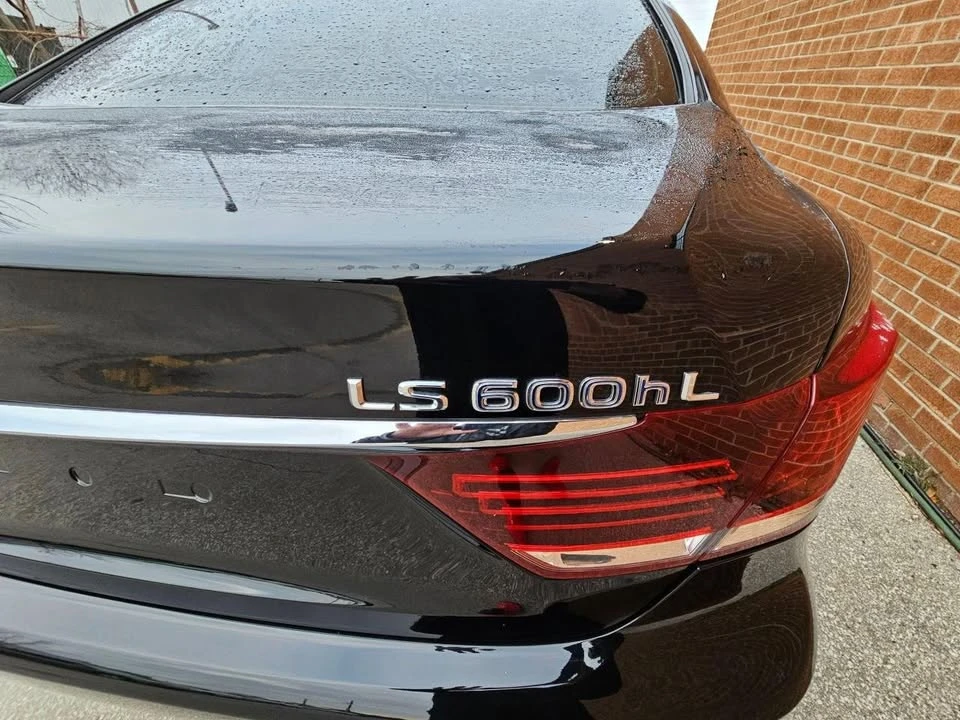 2014 Lexus LS 4th Gen - Image 16 of 20