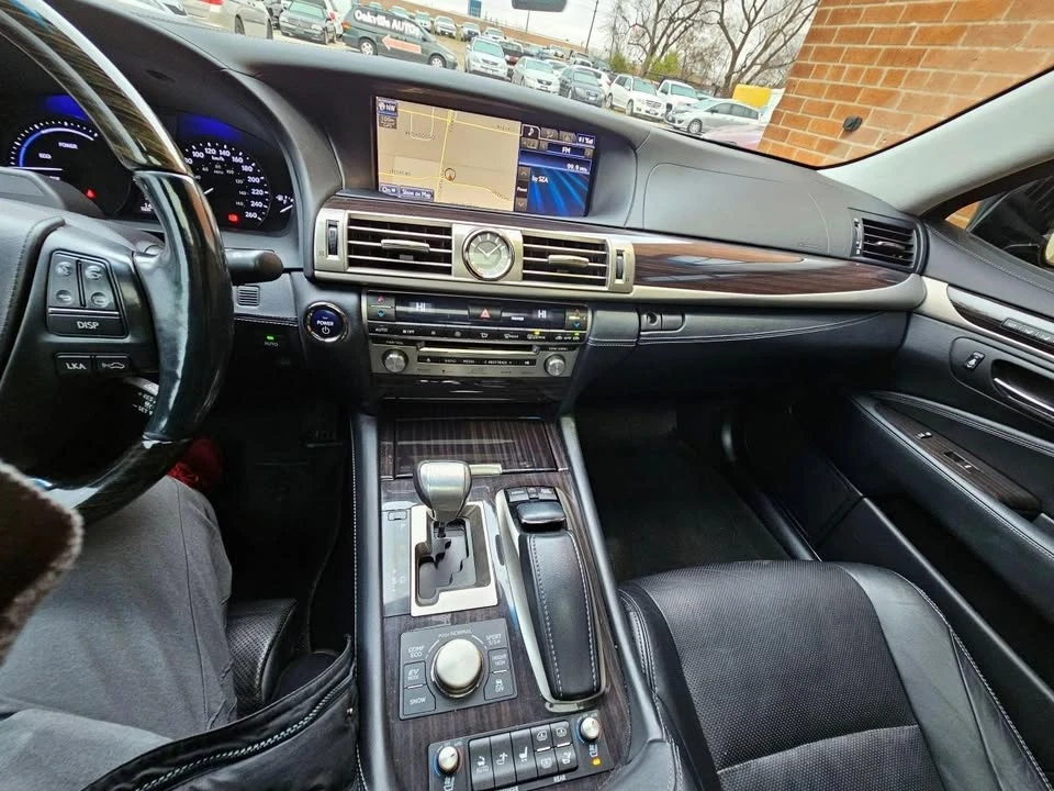 2014 Lexus LS 4th Gen - Image 20 of 20