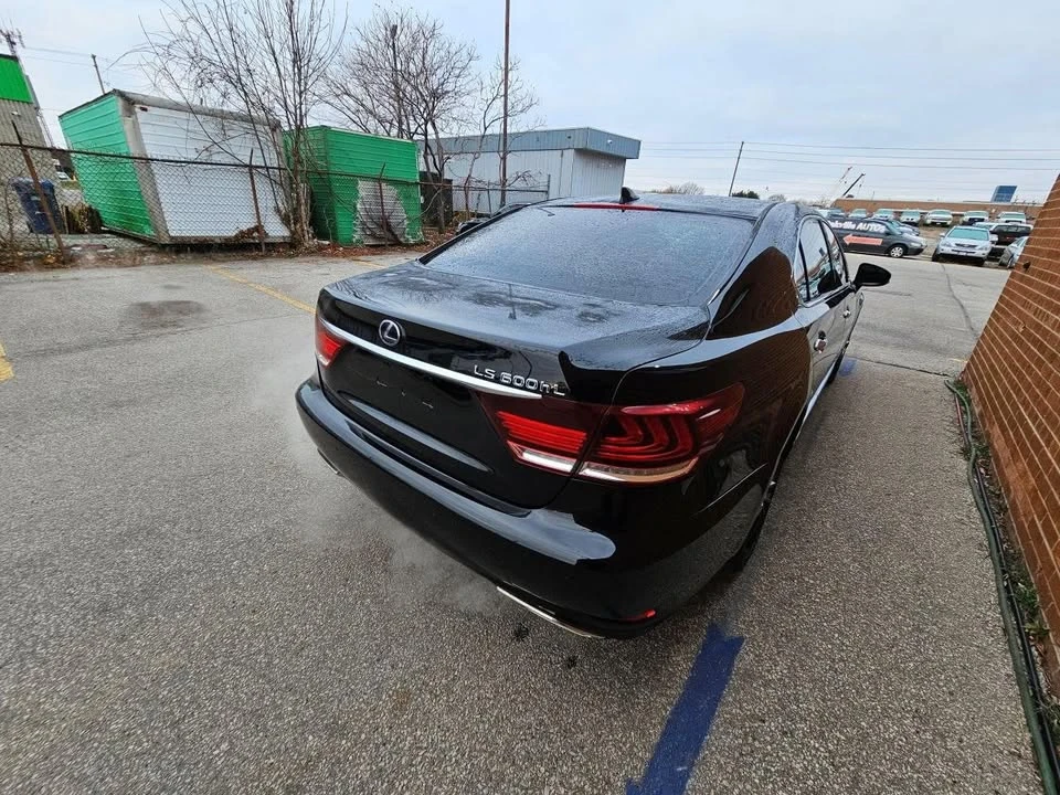 2014 Lexus LS 4th Gen - Image 12 of 20