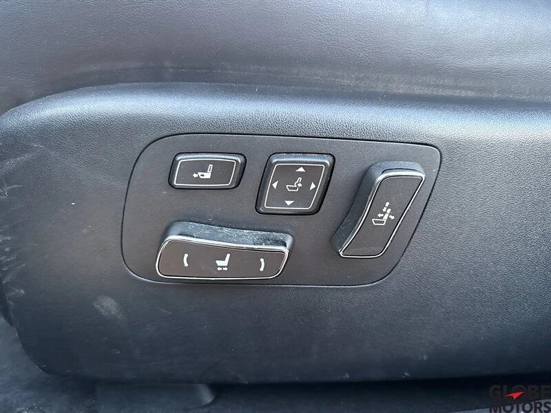 2014 Lexus LS 4th Gen - Image 19 of 20
