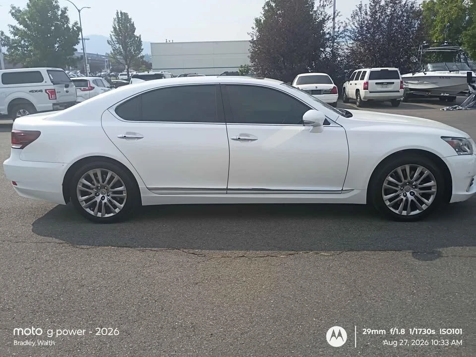 2014 Lexus LS 4th Gen - Image 5 of 20