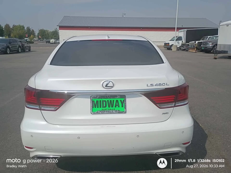 2014 Lexus LS 4th Gen - Image 7 of 20