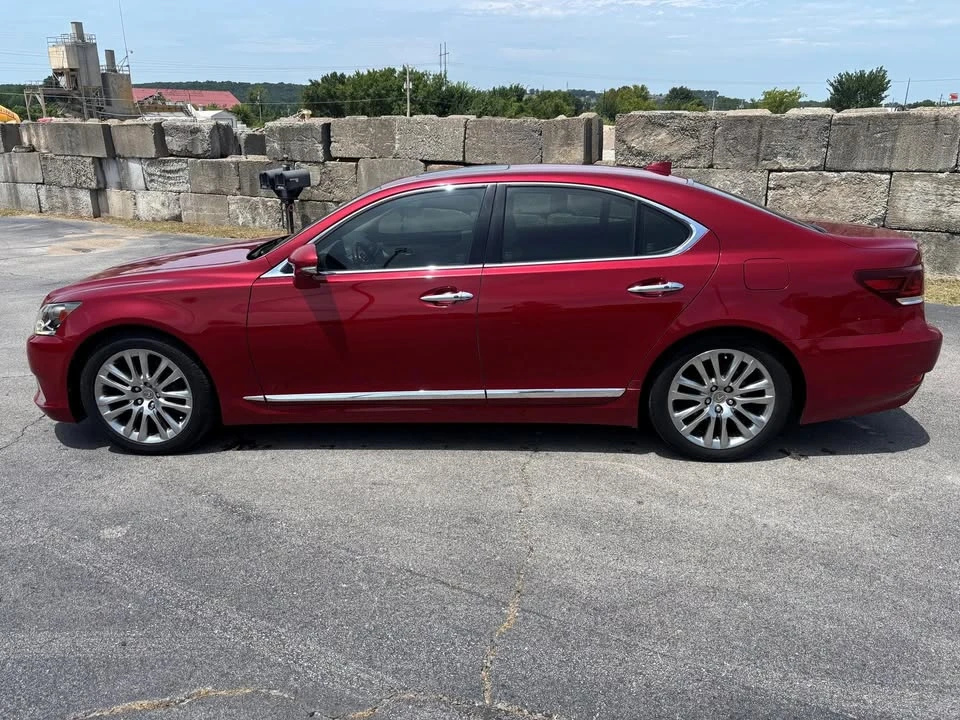 2014 Lexus LS 4th Gen - Image 2 of 20