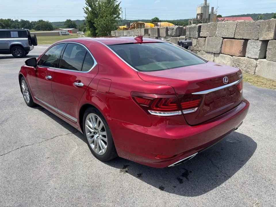 2014 Lexus LS 4th Gen - Image 3 of 20