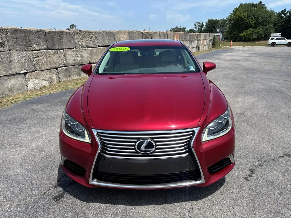 2014 Lexus LS 4th Gen - Image 8 of 20