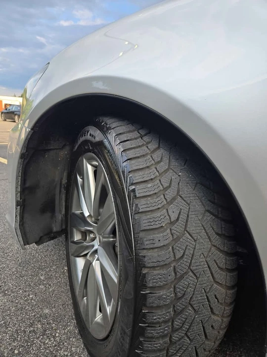 2014 Lexus LS 4th Gen - Image 7 of 12
