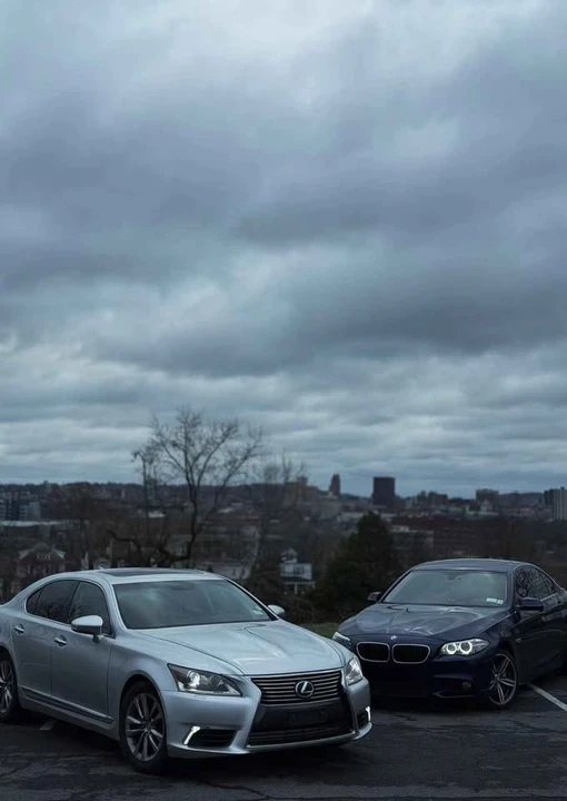 2014 Lexus LS 4th Gen - Image 12 of 12