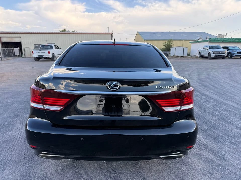 2014 Lexus LS 4th Gen - Image 5 of 20