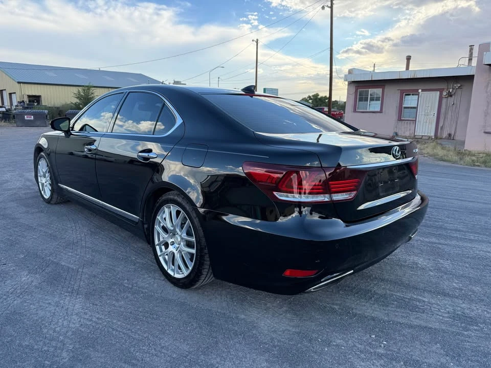 2014 Lexus LS 4th Gen - Image 6 of 20