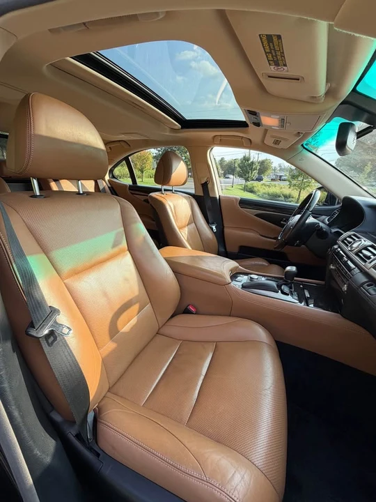 2014 Lexus LS 4th Gen - Image 9 of 16