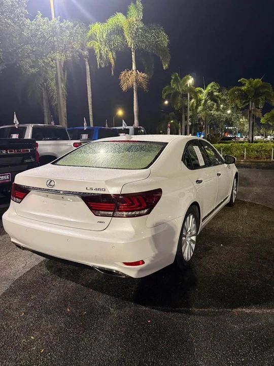 2014 Lexus LS 4th Gen - Image 3 of 6