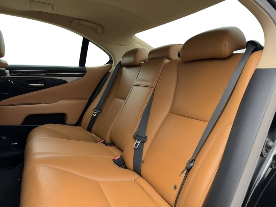 2014 Lexus LS 4th Gen - Image 6 of 13